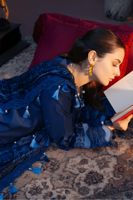 3PC EMBROIDERED LAWN SUIT - HS-658